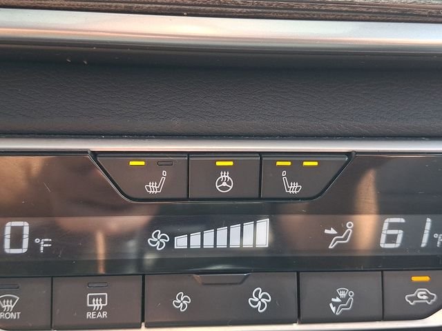 Used 2019 White Nissan 2.5 Platinum image 25