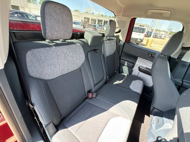 Used 2025 Red Ford XLT image 28