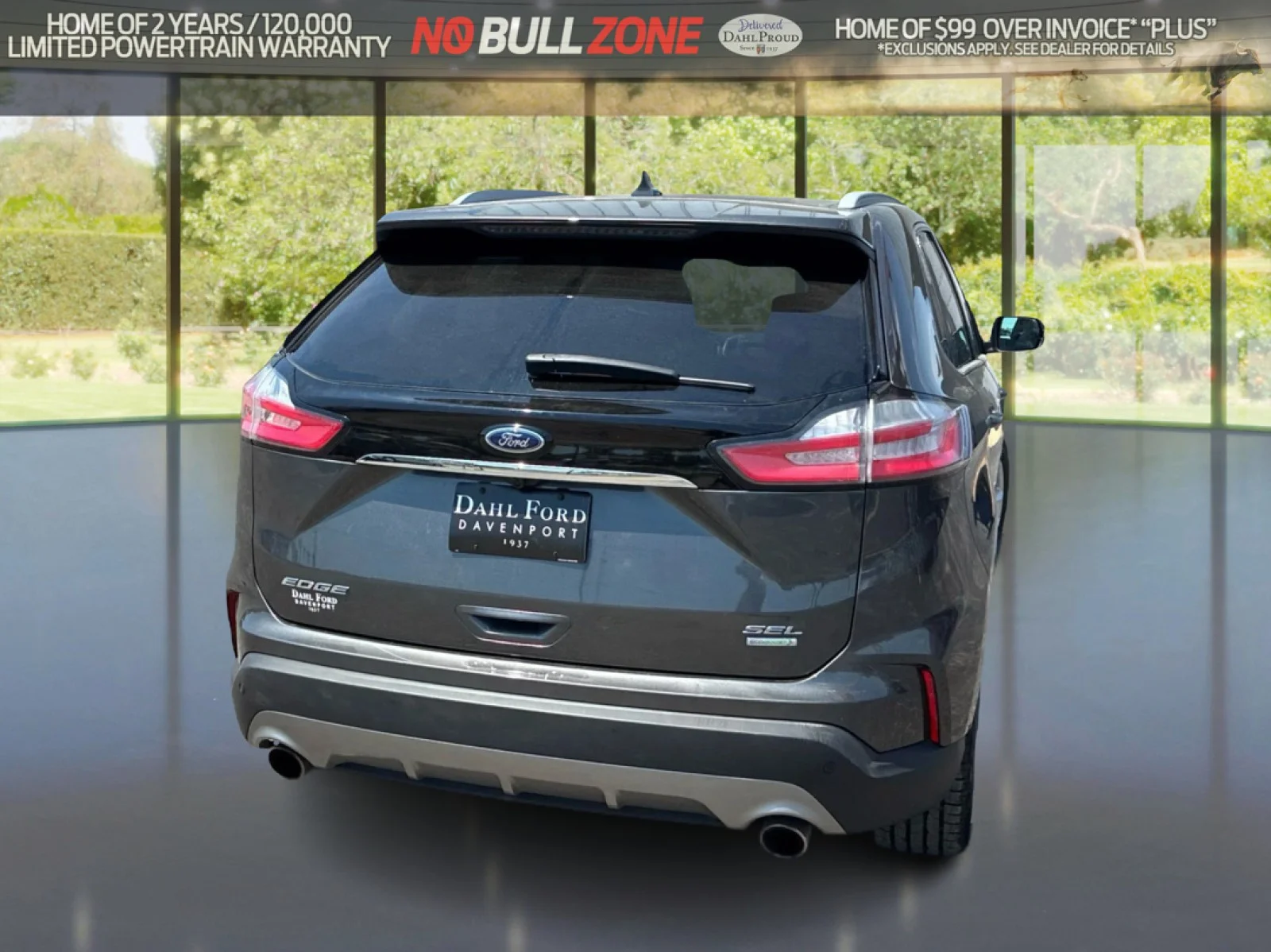 Used 2020 Gray Ford SEL image 4