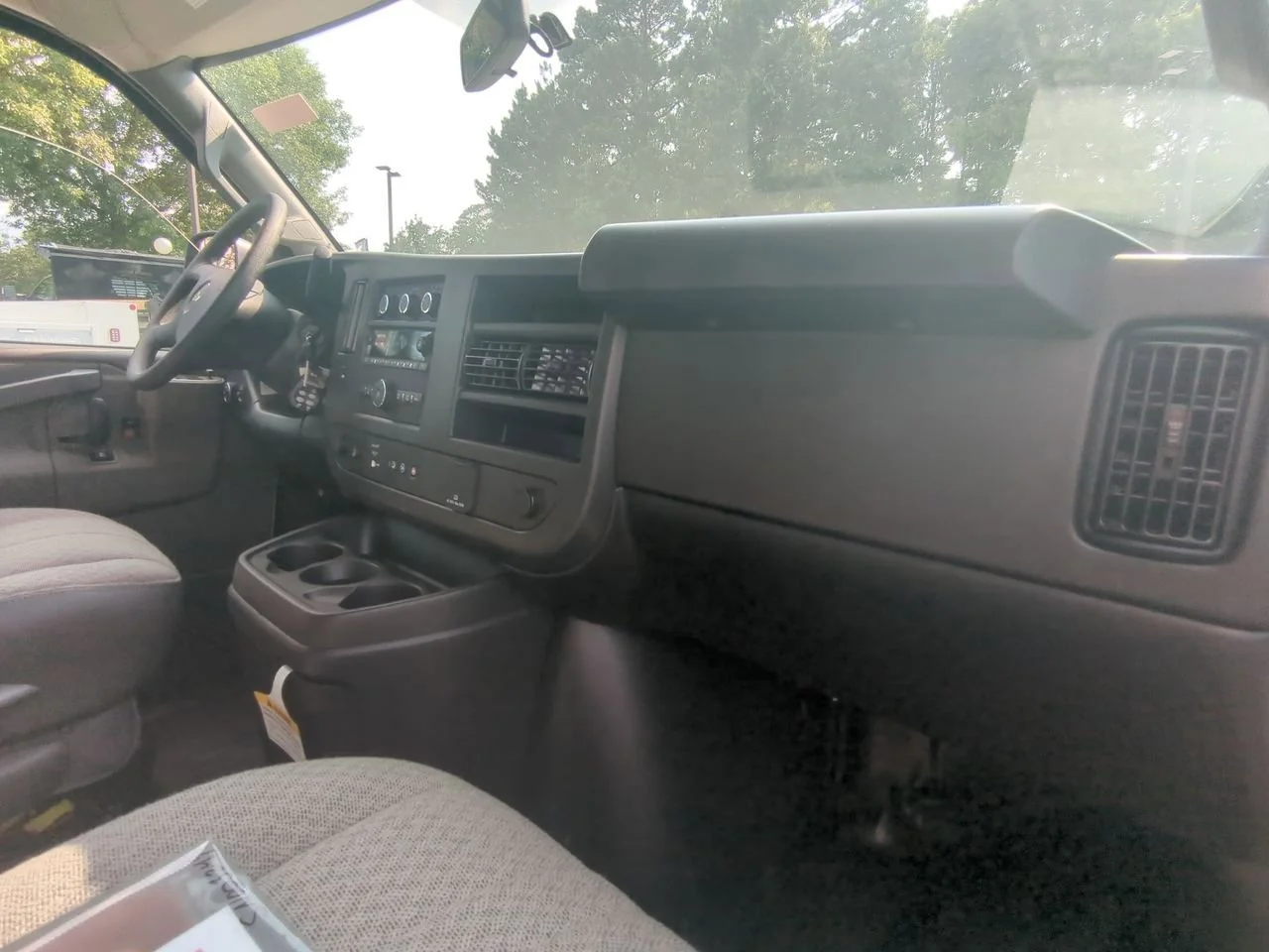 New 2025 Summit White GMC Work Truck image 25