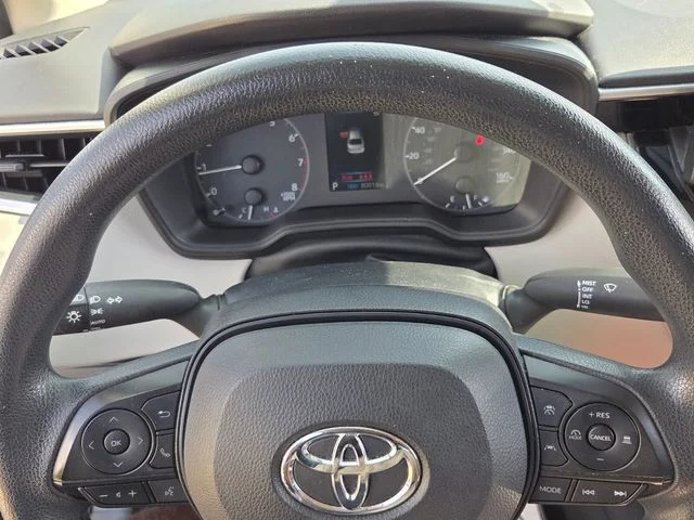 Used 2023  Toyota LE image 22