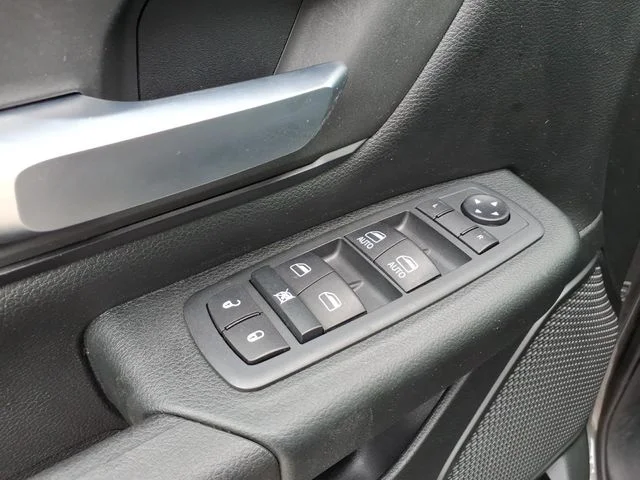 Used 2021 Gray Ram Tradesman image 17