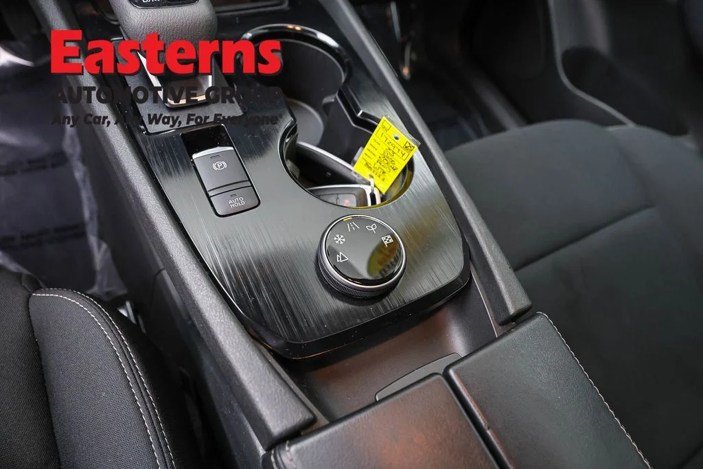 Used 2023 White Nissan S image 21