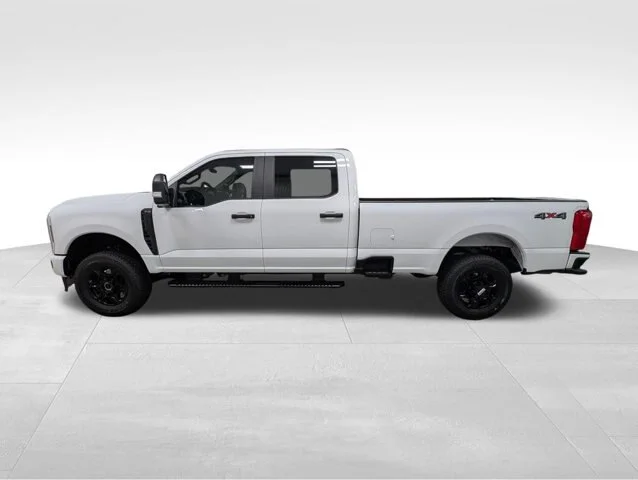 New 2026 Oxford White Ford F-250® XL image 37