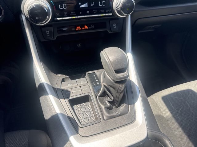 2023 Toyota RAV4 XLE - Photo 31