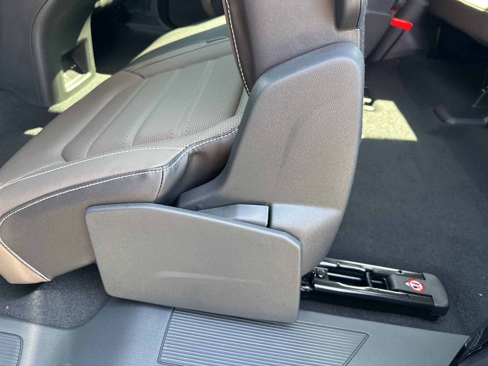 New 2026 Silver Volkswagen 2.0T SEL image 23