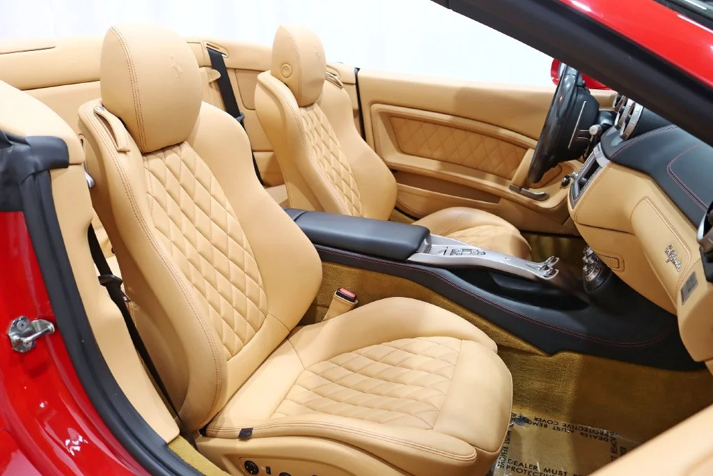 Used 2012 Red Ferrari Base image 24