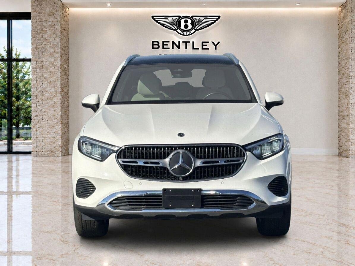 Used 2023 Polar White Mercedes-Benz GLC 300 image 8