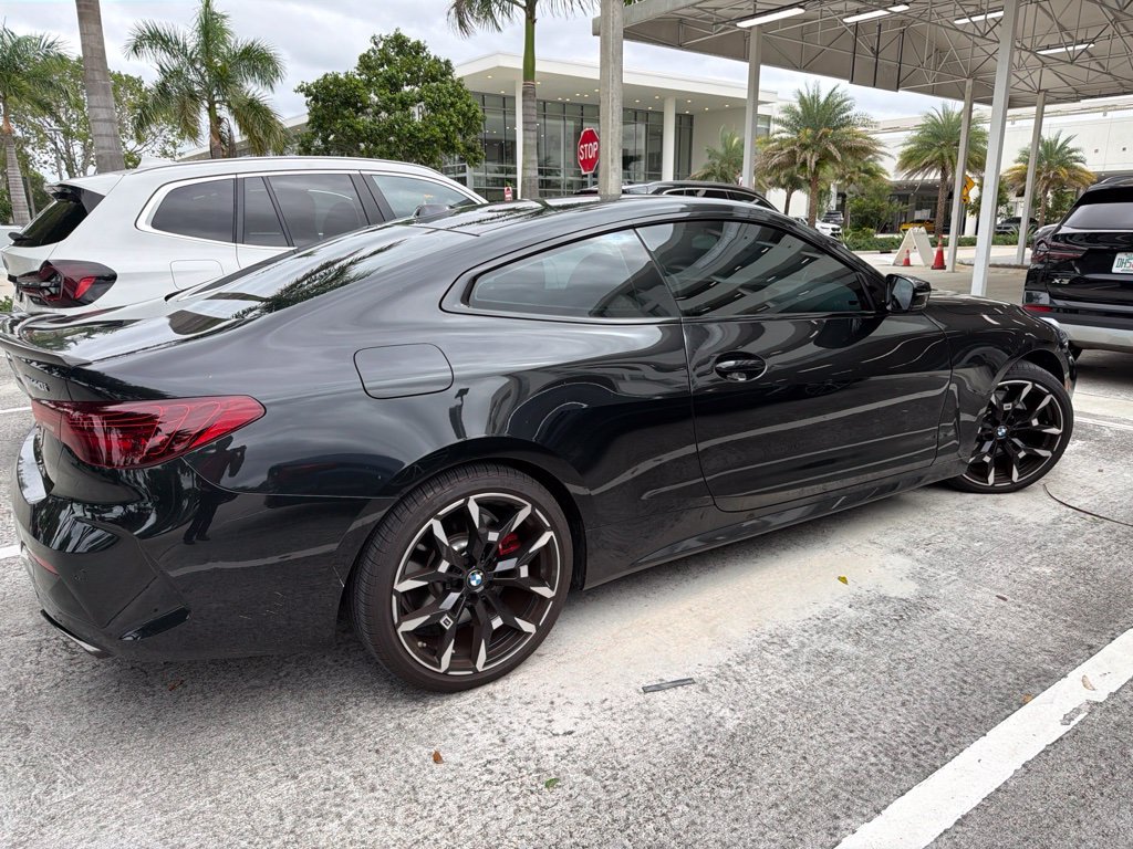 Certified Used 2026 Black Sapphire Metallic BMW M440i image 5