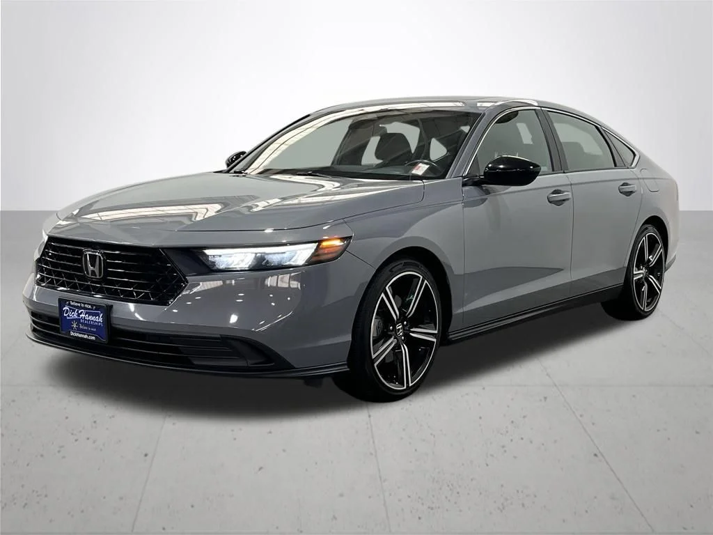 Used 2023 Gray Honda Sport image 2