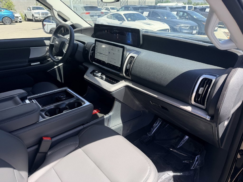 New 2026 Agate Black Metallic Ford MAX Active image 9
