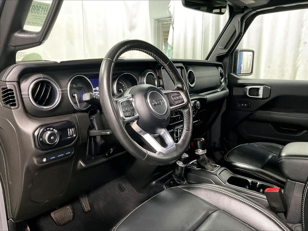 Used 2023 Gray Jeep Sahara 4xe image 8