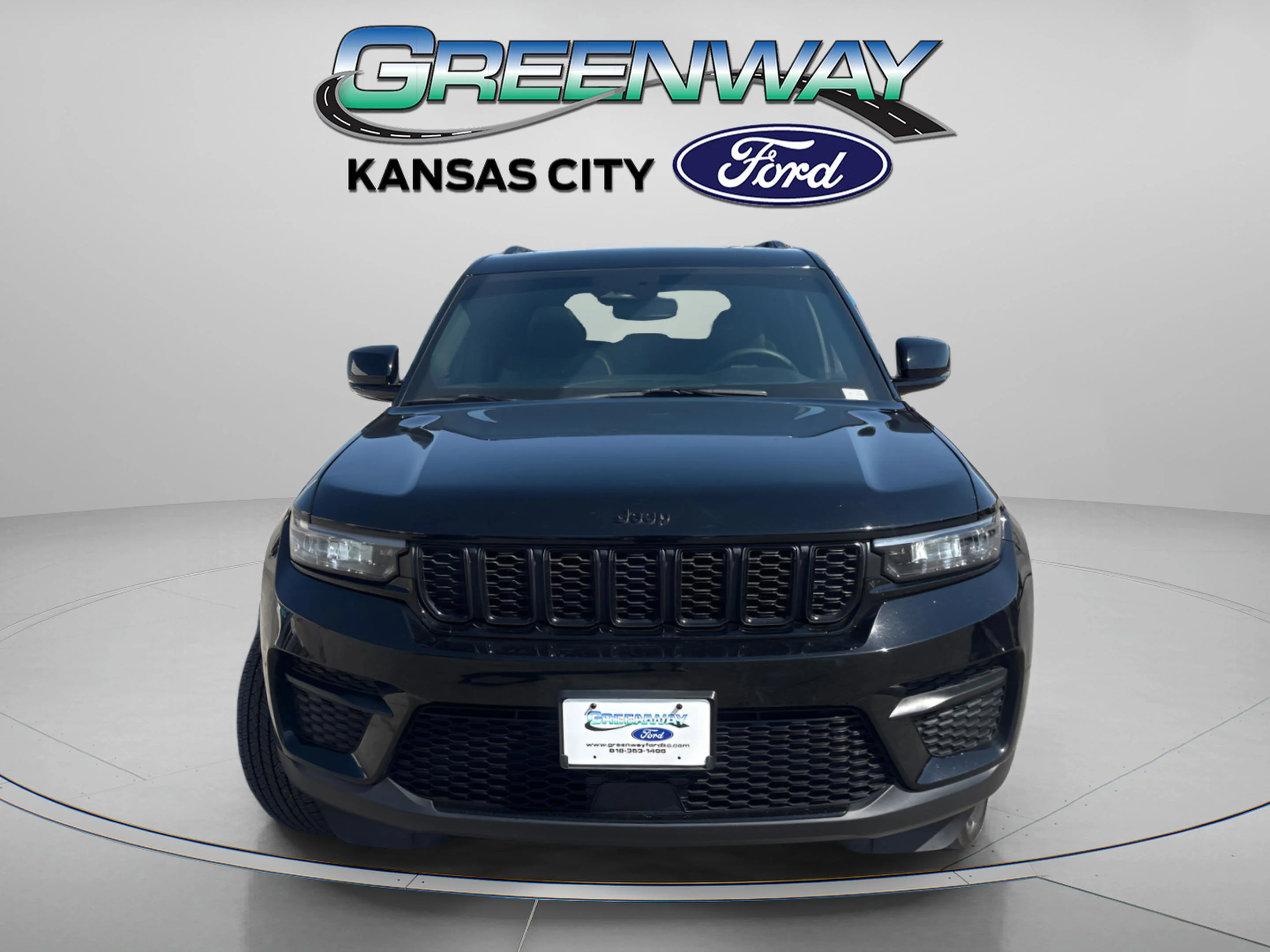 Used 2023 Jeep Grand Cherokee Altitude with VIN 1C4RJHAGXP8889819 for sale in Kansas City