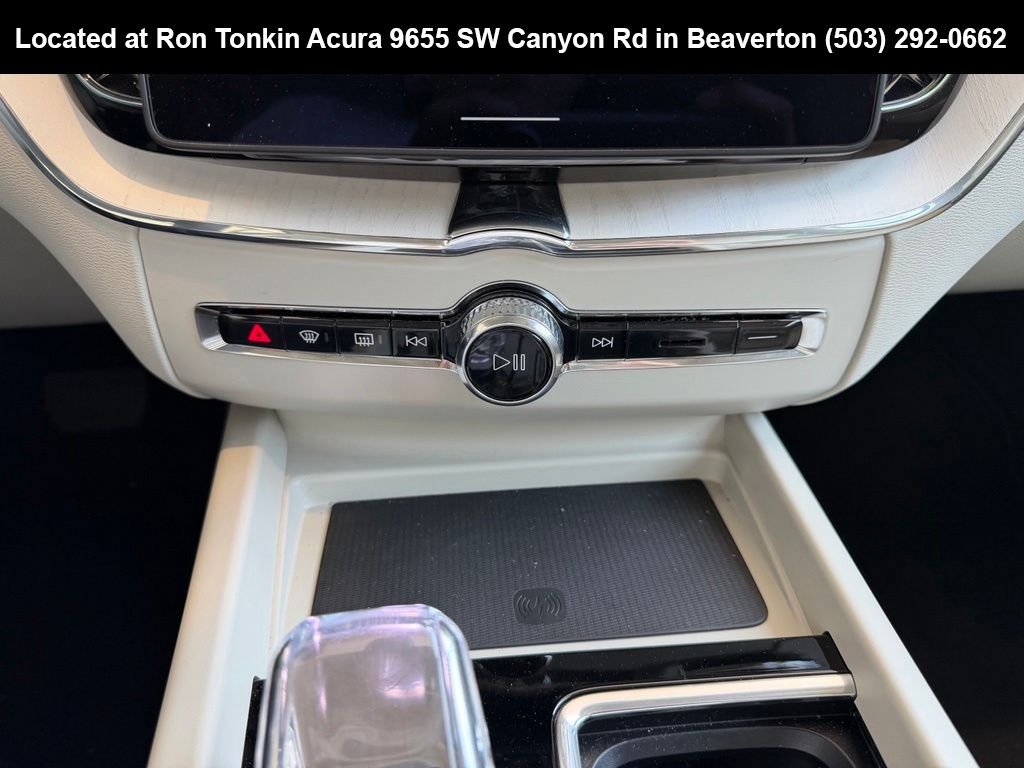 Used 2026 Crystal White Volvo T8 Ultra image 23