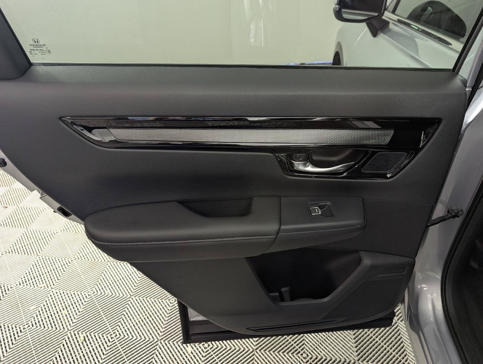 2025 Honda CR-V EX-L - Photo 67