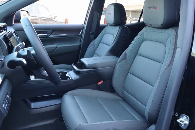 2026 GMC Terrain AT4 - Photo 10