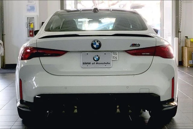 Used 2026 Alpine White BMW Competition image 4