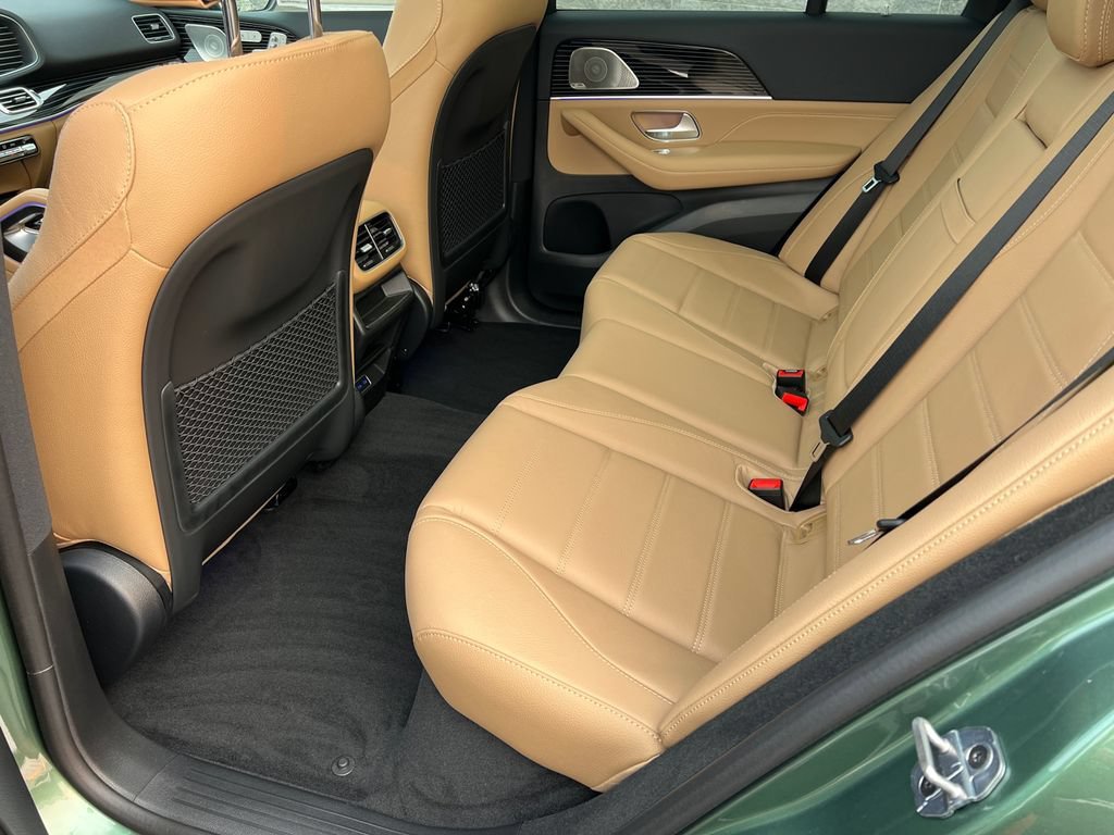 New 2026 MANUFAKTUR Ireland Mid Green Metallic Mercedes-Benz GLE 350 image 63
