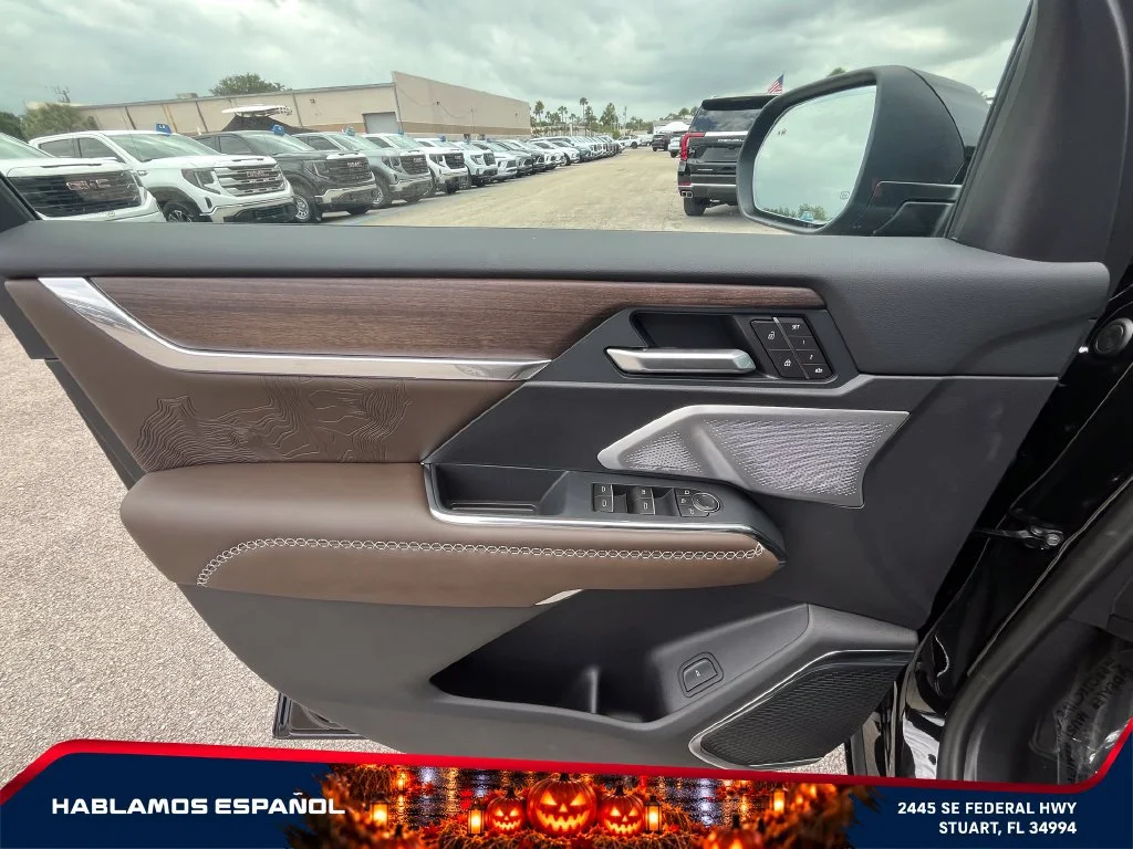 New 2026 Ebony Twilight Metallic GMC Denali Ultimate image 24