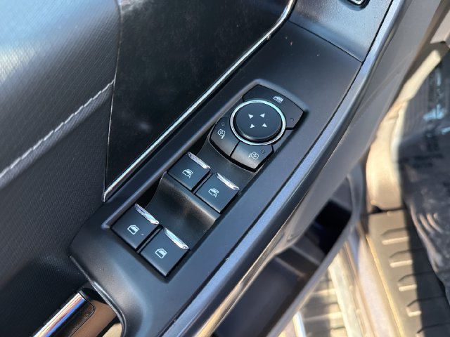 Used 2023 Gray Ford XLT image 11