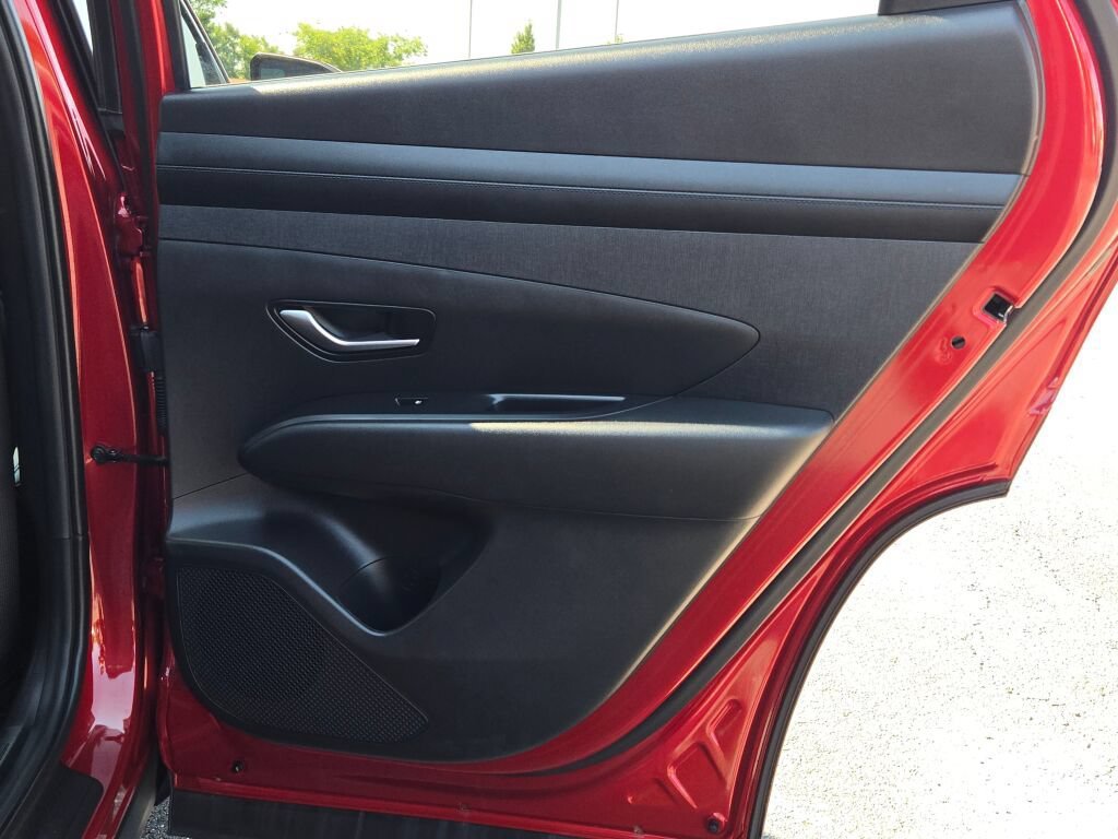 Certified Used 2025 Red Hyundai SEL Convenience image 10