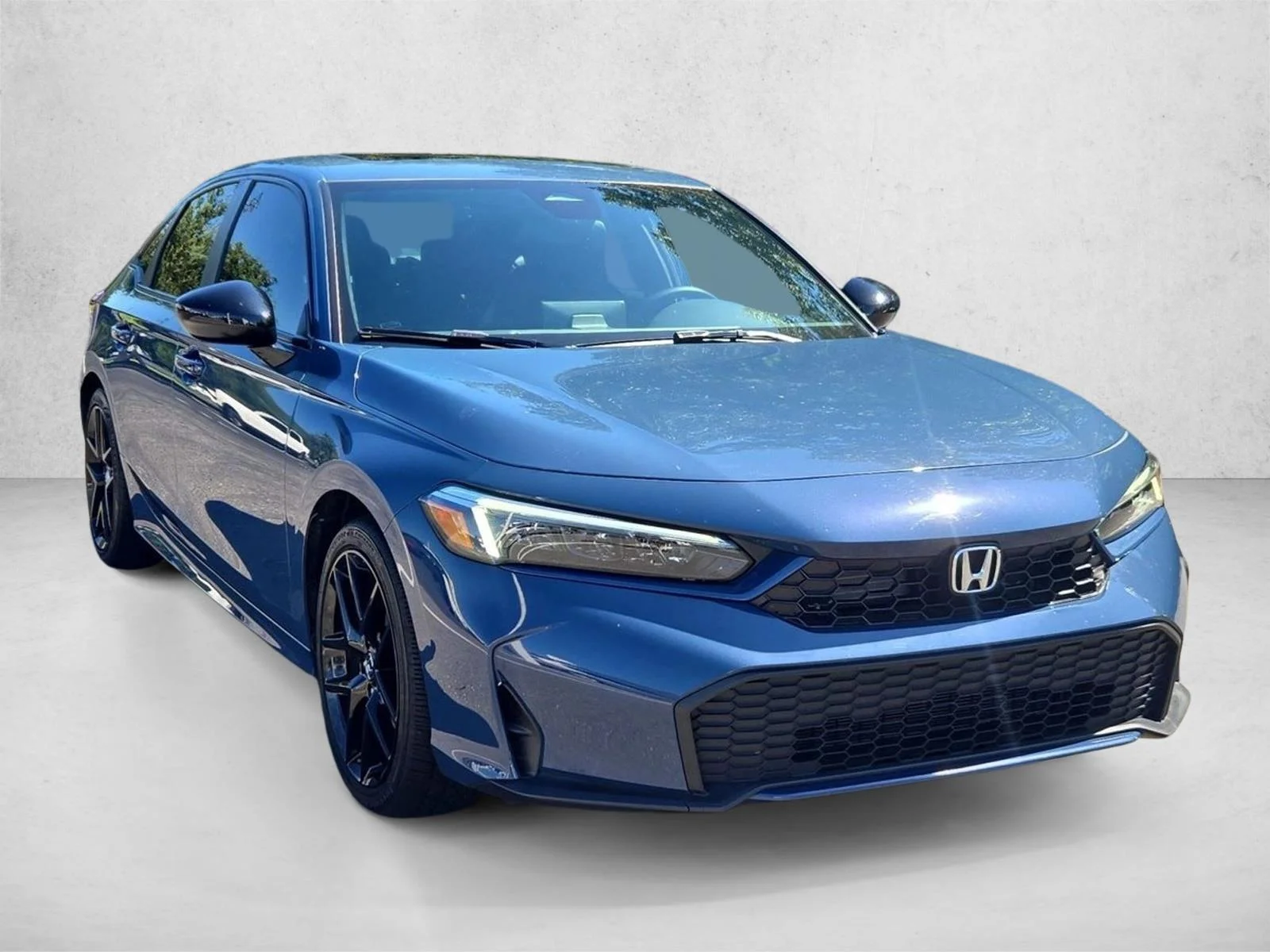 Used 2025 Blue Honda Sport image 3