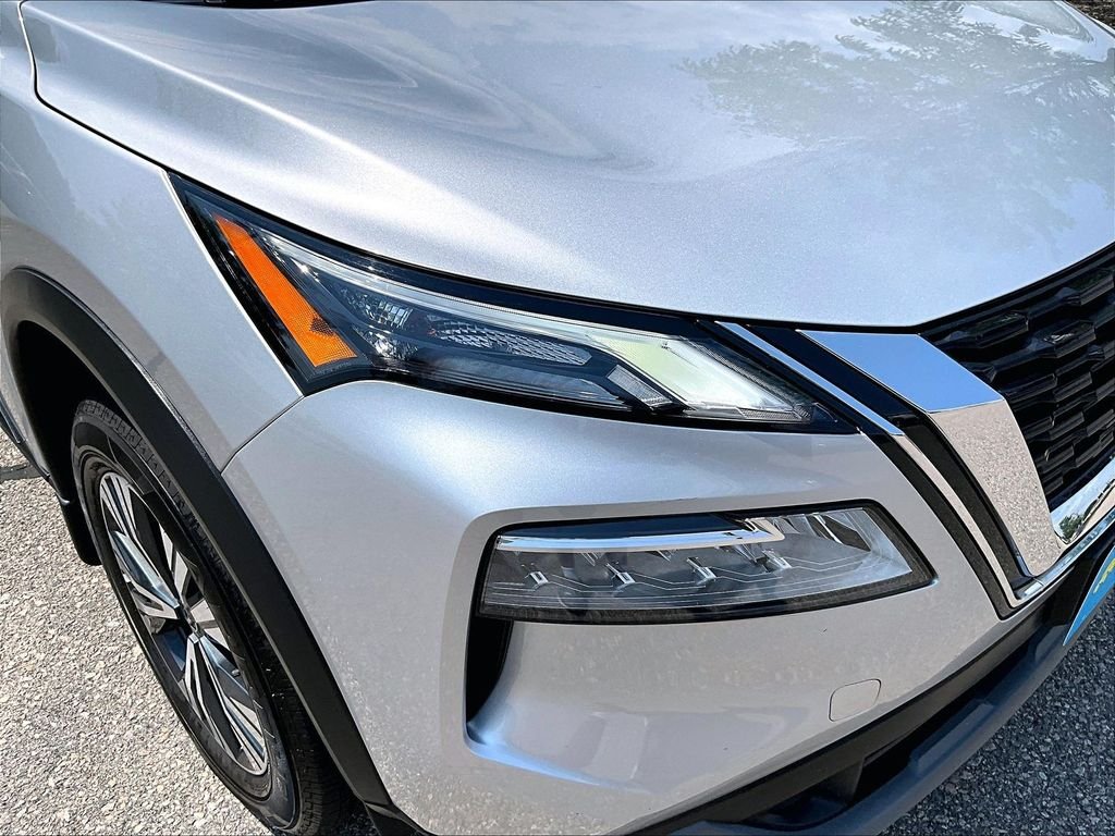 Certified Used 2023 Silver Nissan SV image 31