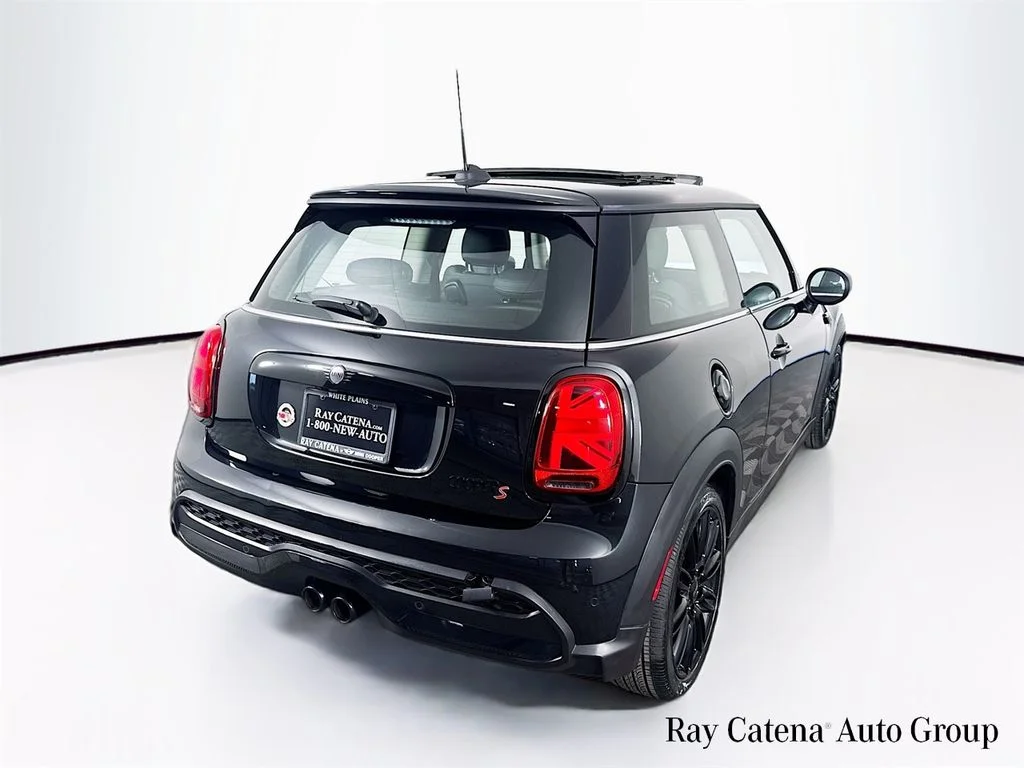2024 MINI Hardtop 2 Door S - Photo 7