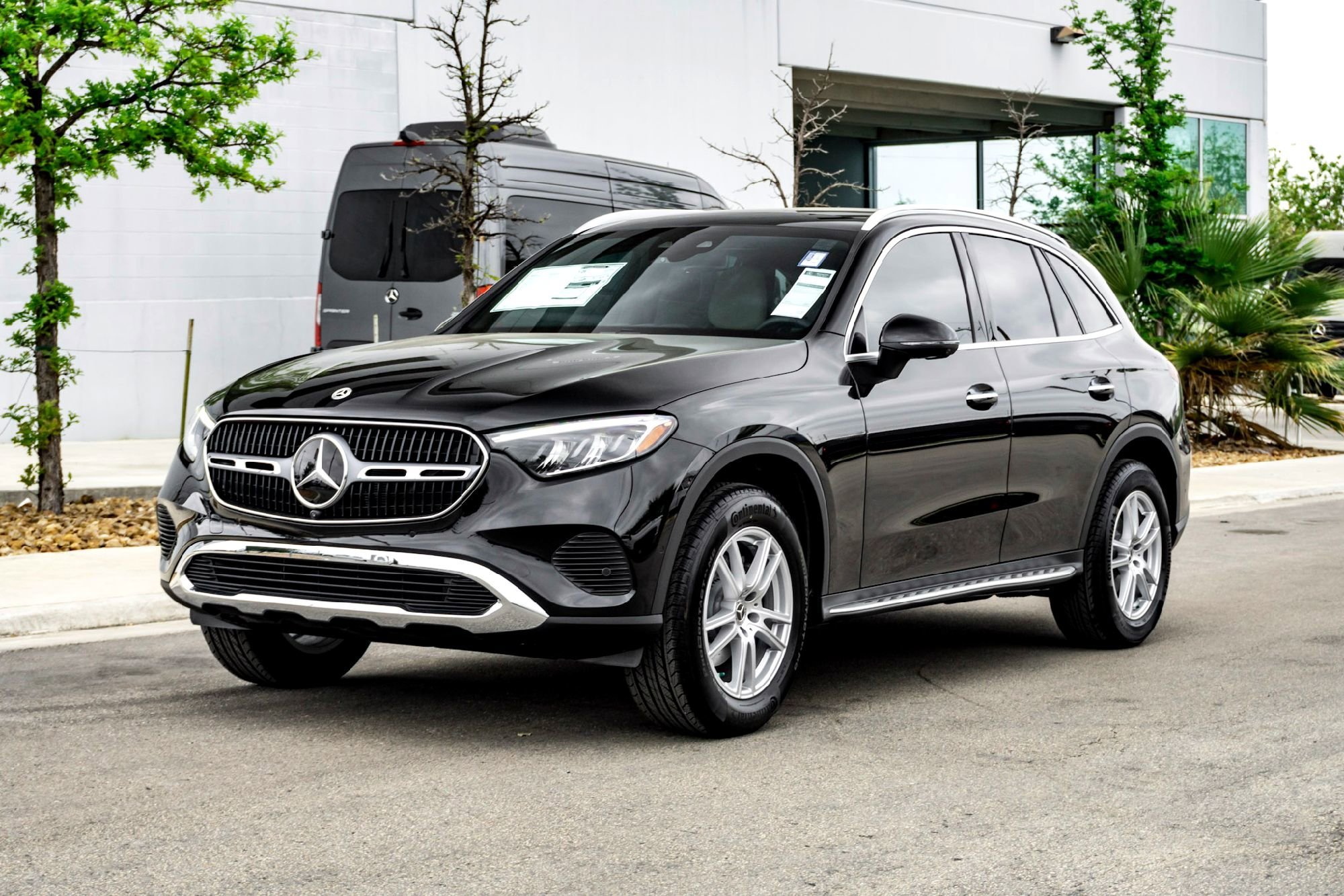 New 2026 Obsidian Black Metallic Mercedes-Benz GLC 300 image 30