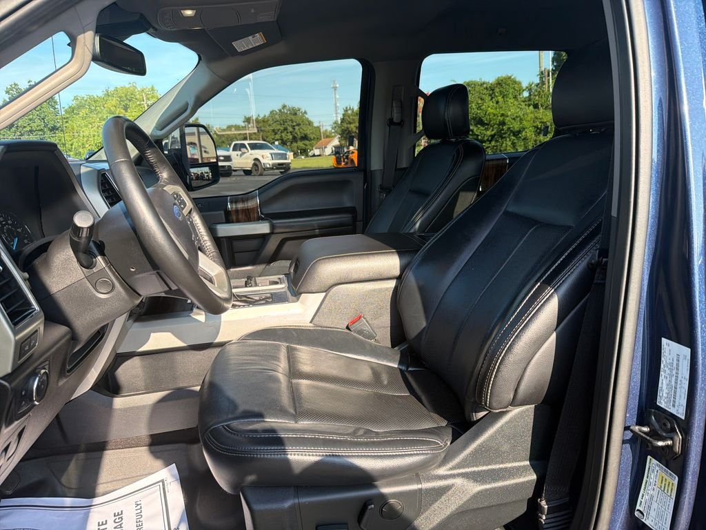 Used 2020 Blue Ford Lariat image 3