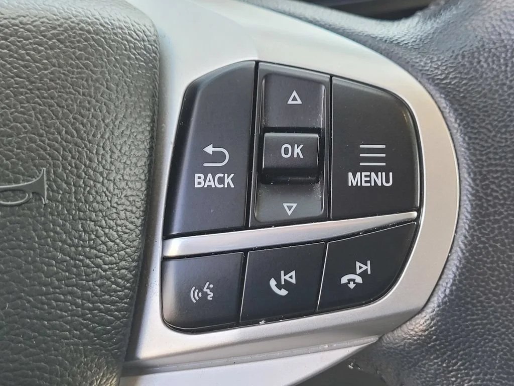 Used 2023 Iconic Silver Met Ford XLT image 24