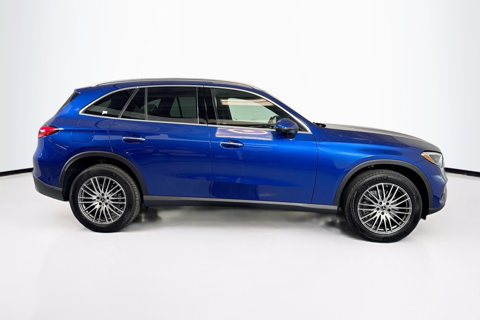 New 2026 Starling Blue Metallic Mercedes-Benz GLC 300 image 4