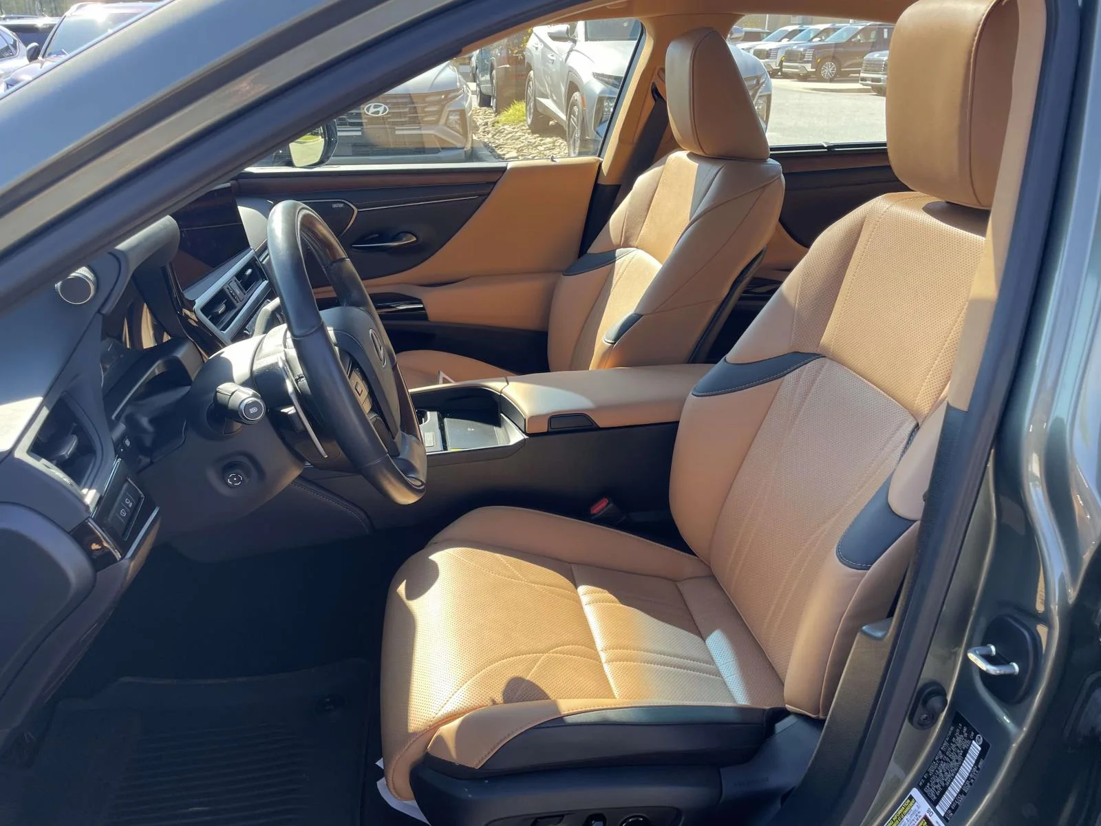 Used 2024 Sunlit Green Lexus Ultra Luxury image 8