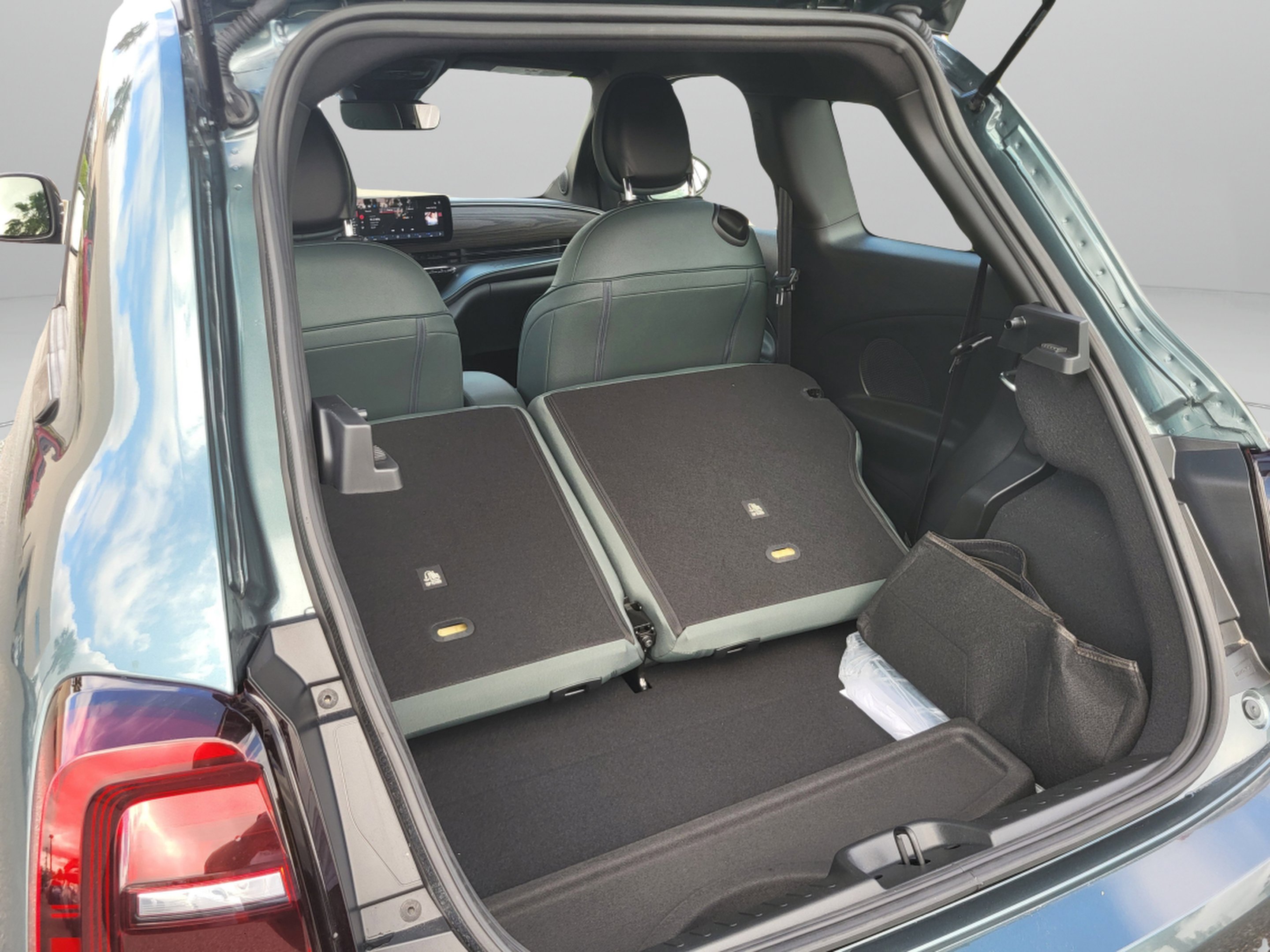 2025 FIAT 500e Base - Photo 25