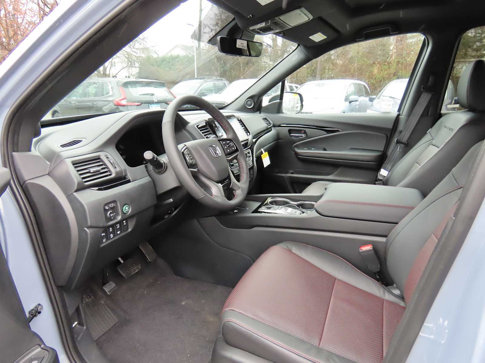 Nuevo Honda Black Edition 2026 en dos tonos, color Sonic Gray Pearl, imagen 2