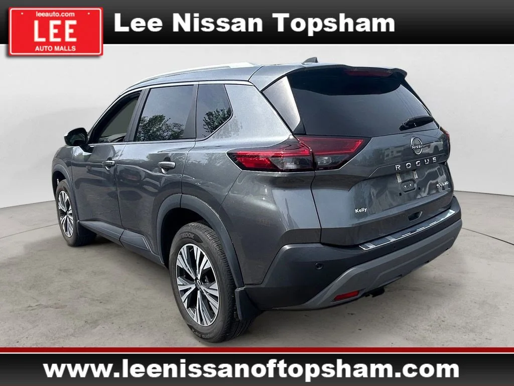 Used 2023 Gun Metallic Nissan SV image 3