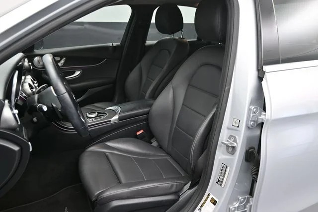 Used 2021 Silver Mercedes-Benz C 300 image 5