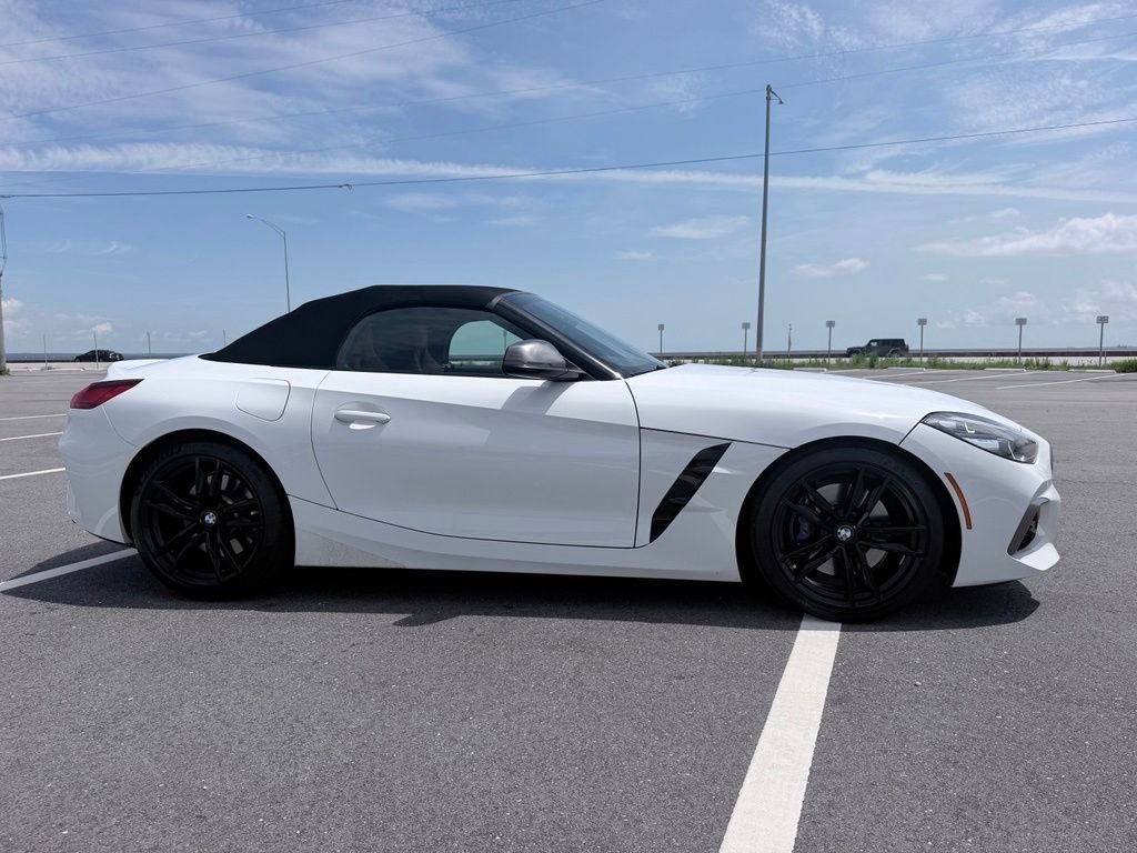 Used 2020 White BMW sDrive M40i image 24