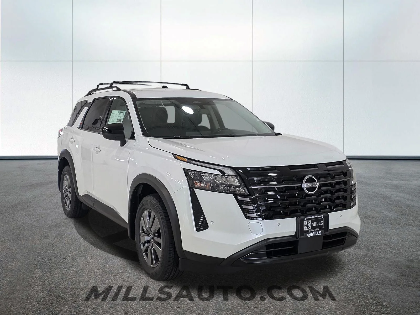 New 2026 Everest White Pearl TriCoat Nissan SV image 11