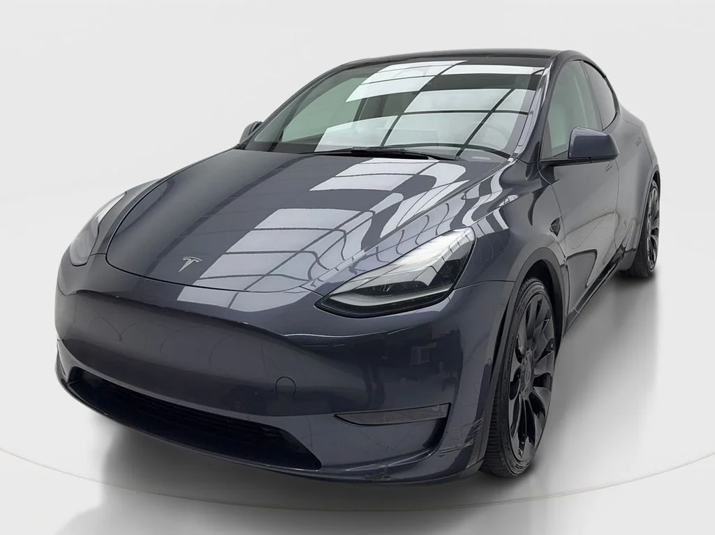 Used 2022 Gray Tesla Performance image 4