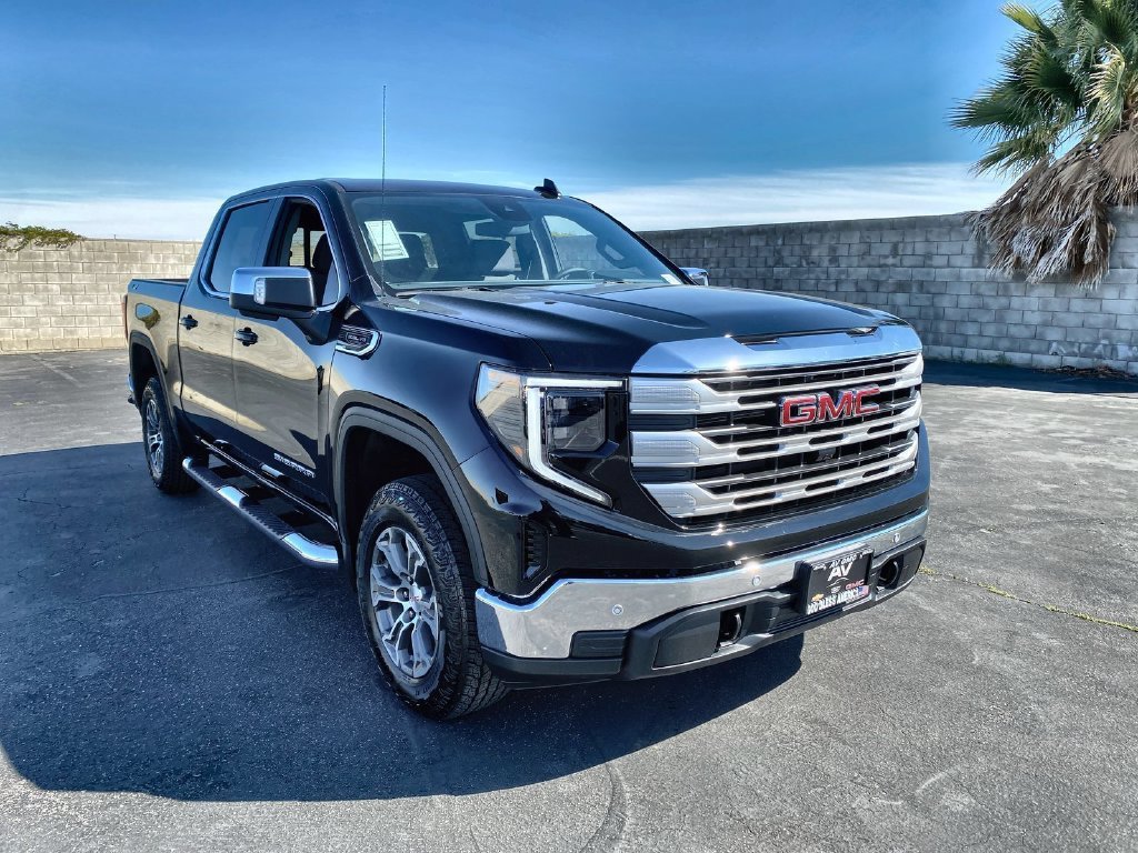 2026 GMC Sierra 1500 SLE - Photo 16