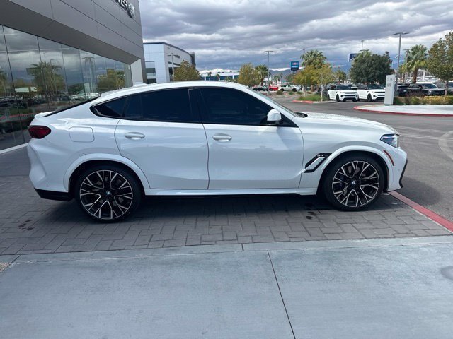 Used 2022 White BMW Base image 4