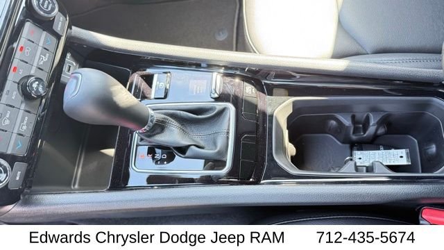 New 2026 Fathom Blue Pearl-Coat Exterior Paint Jeep Limited image 24