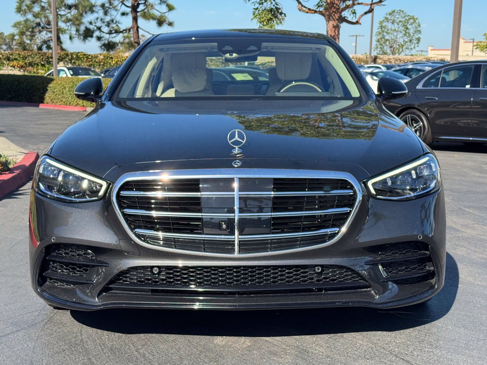 Used 2021 Gray Mercedes-Benz S 580 image 3