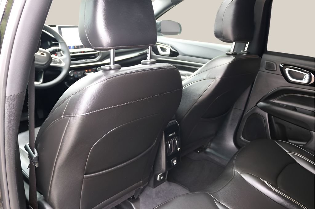 Used 2024 Black Jeep Limited image 15
