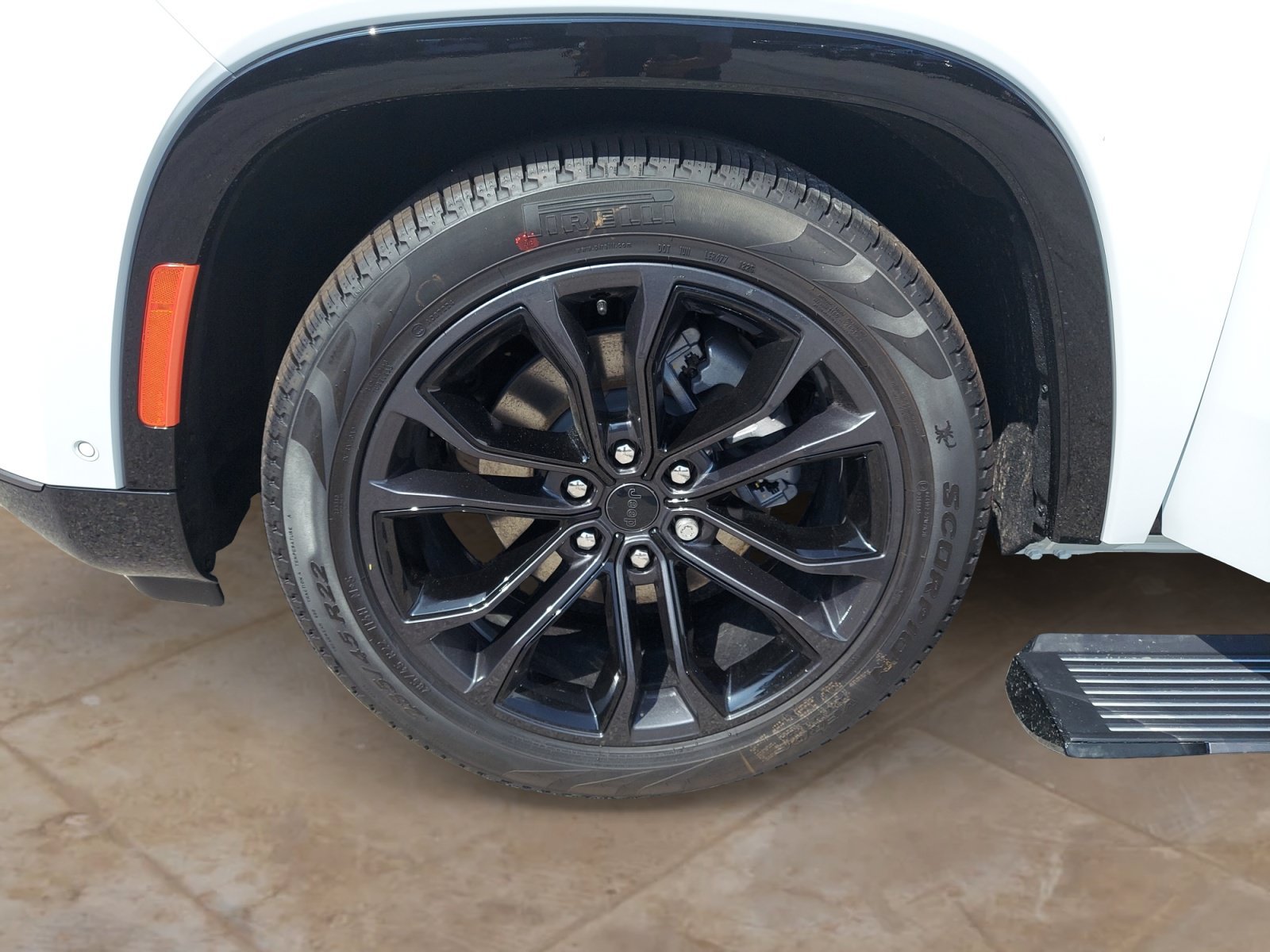 New 2026 Bright White Clearcoat Jeep Summit Reserve image 30