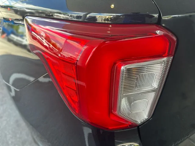 Used 2023 Black Ford XLT image 27
