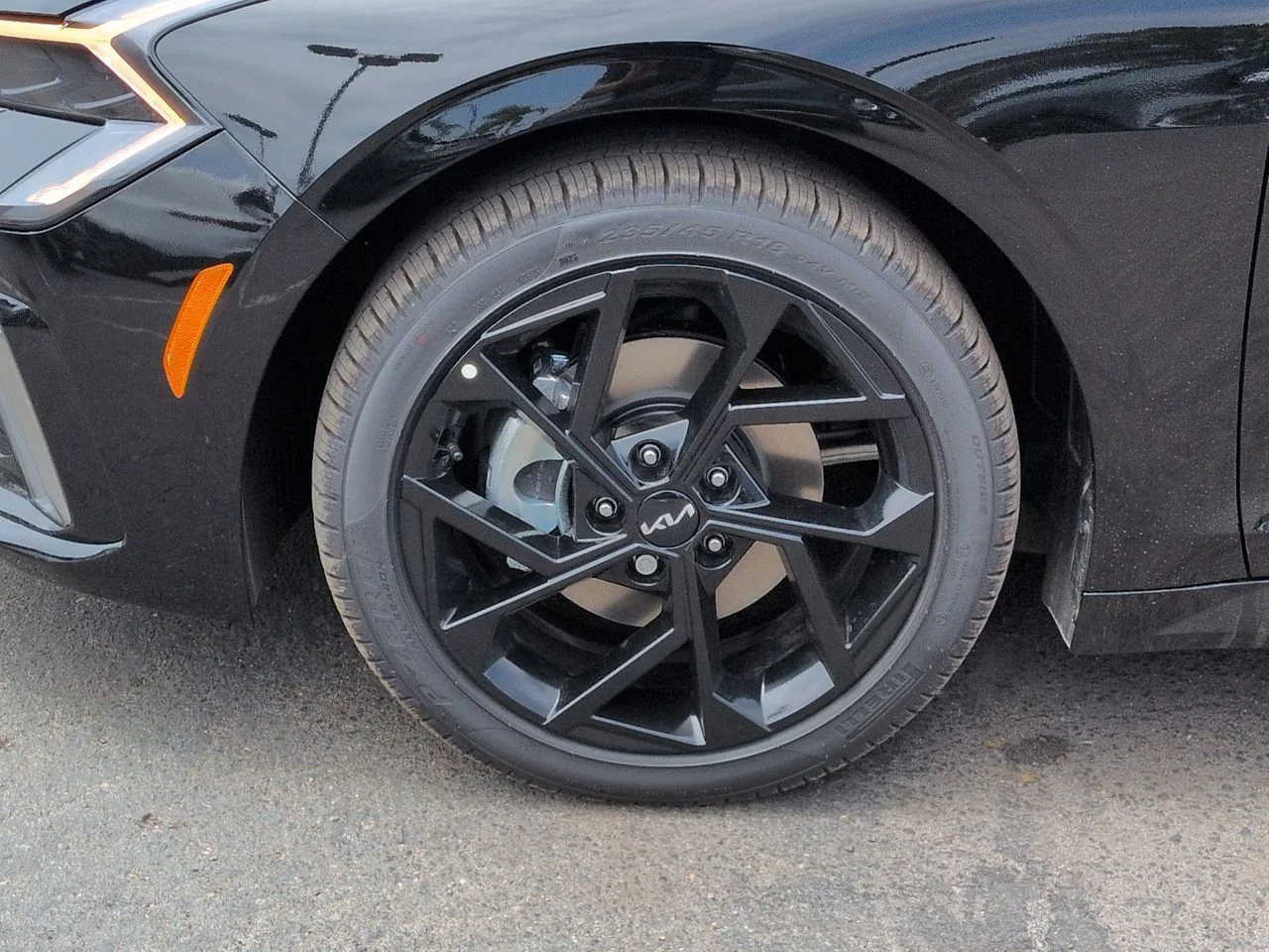 New 2026 Aurora Black Pearl Kia GT-Line FWD image 34
