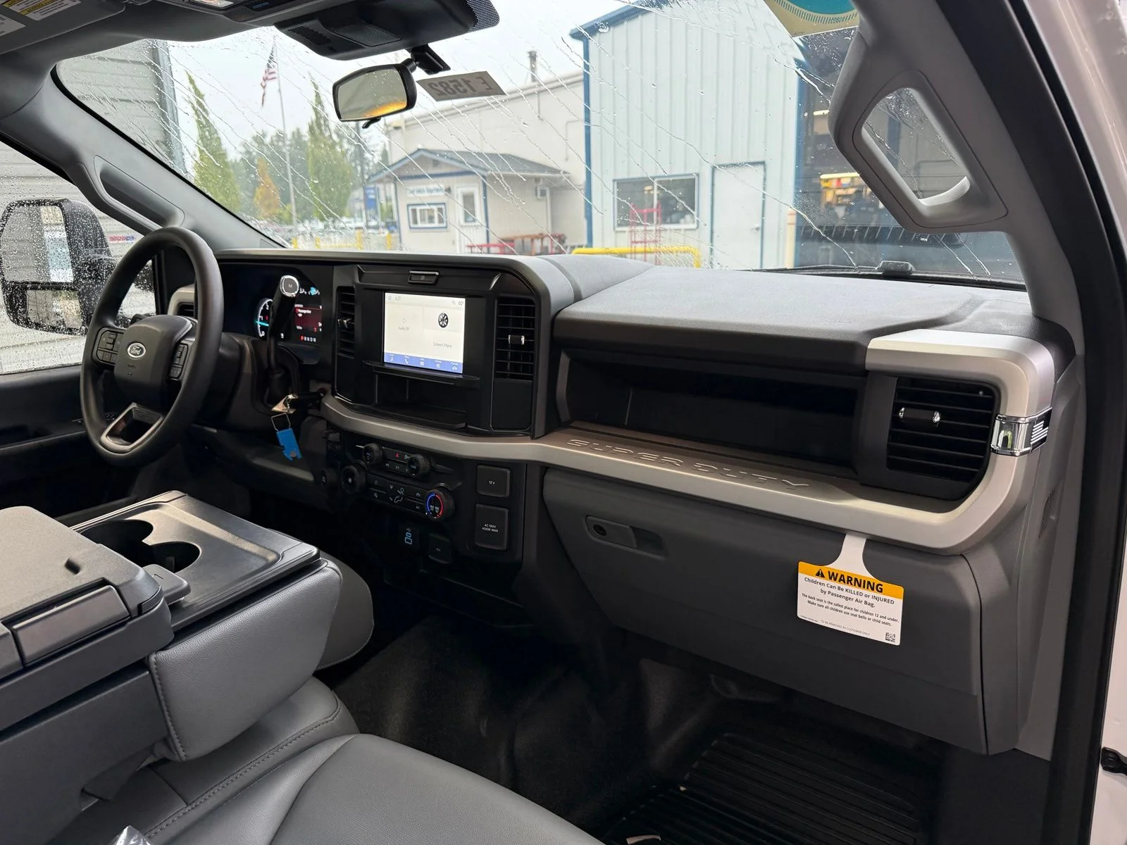 2025 Ford F-550 Super Duty Chassis Cab XL - Photo 11
