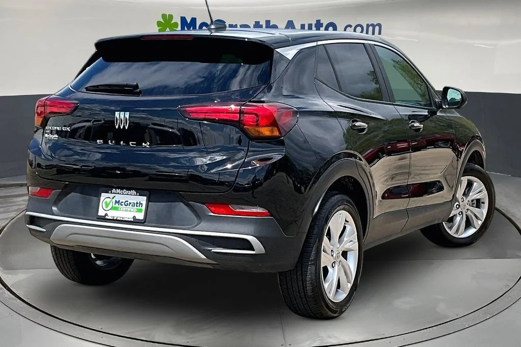Used 2025 Black Buick Preferred image 7